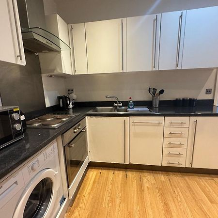 Comfortable - Cosy - Budget Studios In City Center London Kültér fotó