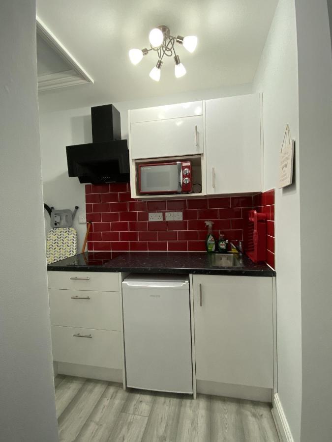Comfortable - Cosy - Budget Studios In City Center London Kültér fotó