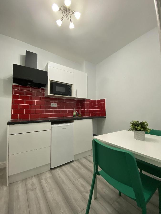 Comfortable - Cosy - Budget Studios In City Center London Kültér fotó
