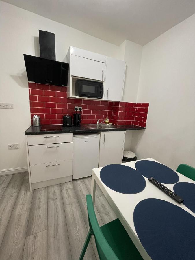 Comfortable - Cosy - Budget Studios In City Center London Kültér fotó