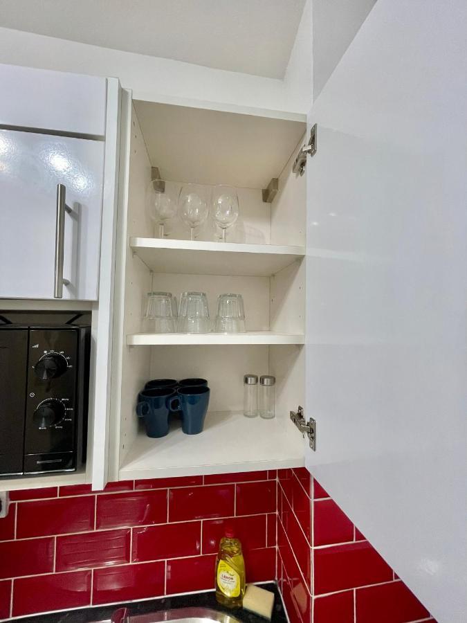 Comfortable - Cosy - Budget Studios In City Center London Kültér fotó